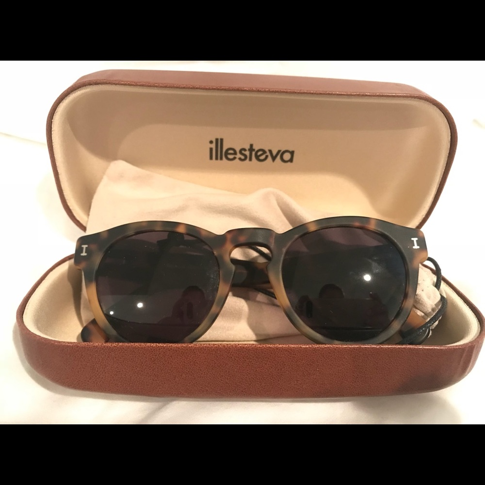 Illesteva Leonard Sunglasses